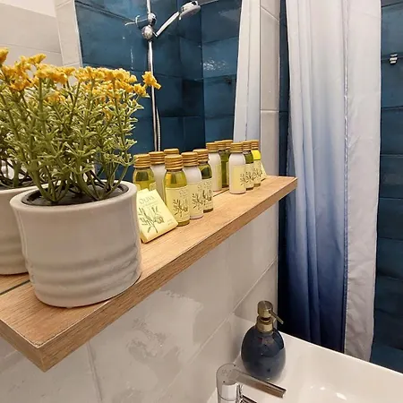 Comfy And Stylish Jewelry Box بودابست